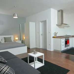 https://charm-apartments-and-rooms.splithotels.org