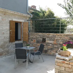 https://apartments-hedona.in-istria.net